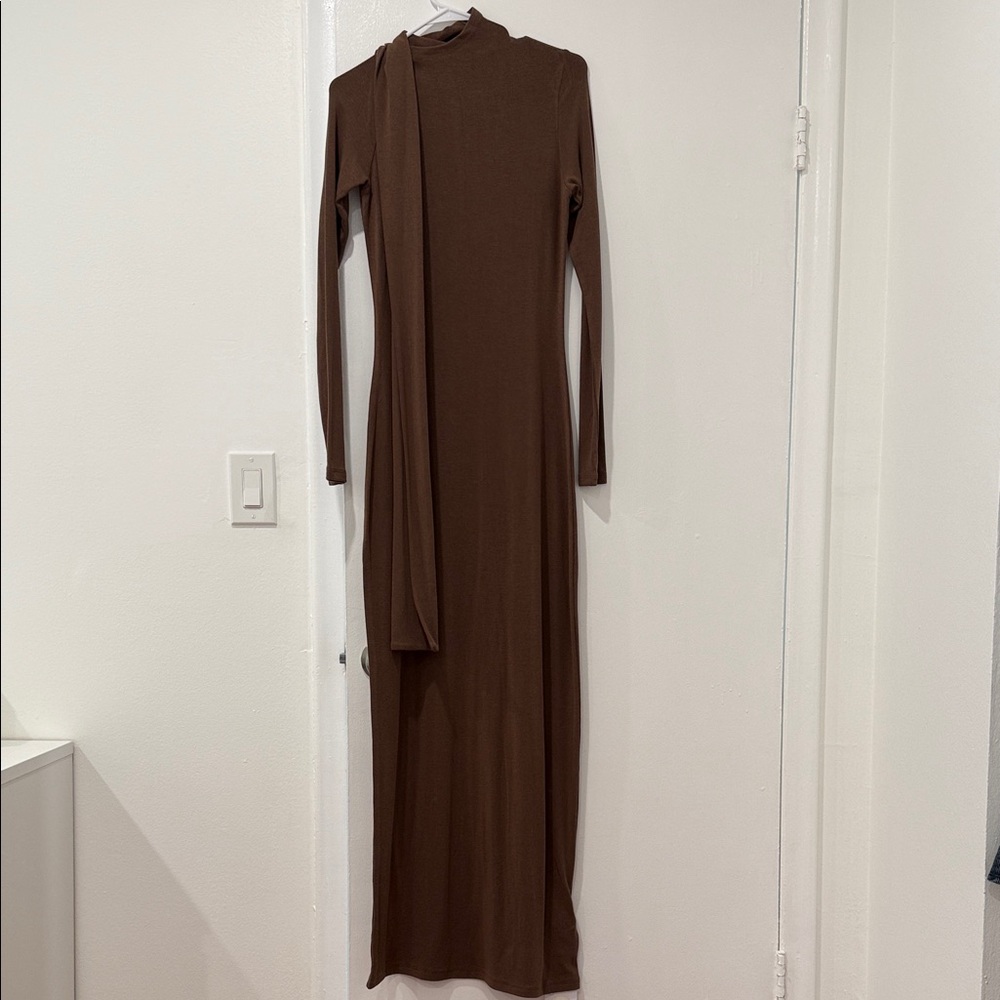 Commense Chocolate Long Sleeve Dress